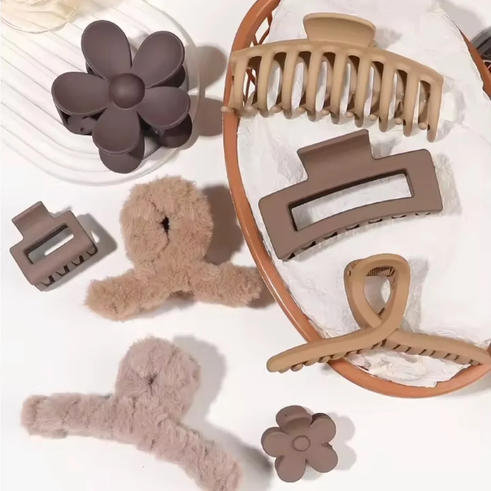 Assorted Brown Hair Clips Set 0205